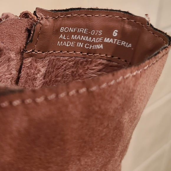 Pink (Bonfire) Faux Suede  Women's Booties by Bamboo - Size 6 - Picture 6 of 9